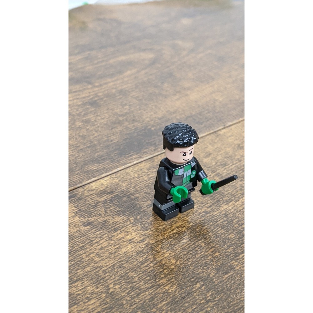 LEGOโ Minifigure Black Green Scarf Wand Collectible Toy Figure - Picture 2 of 5